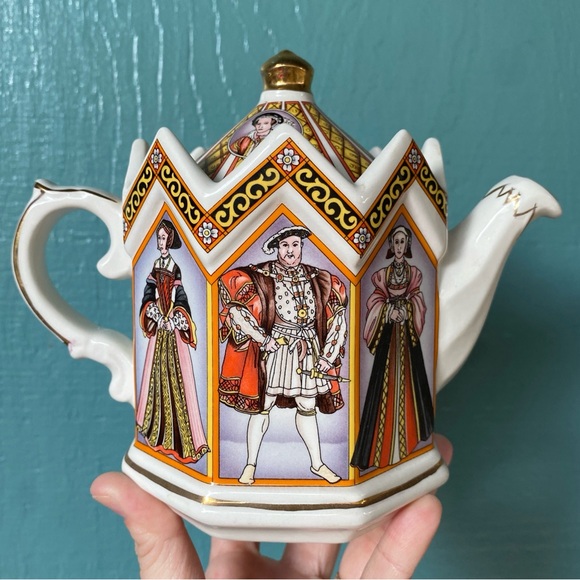 Sadler Other - King Henry VIII and his 6 wives vintage Sadler Teapot